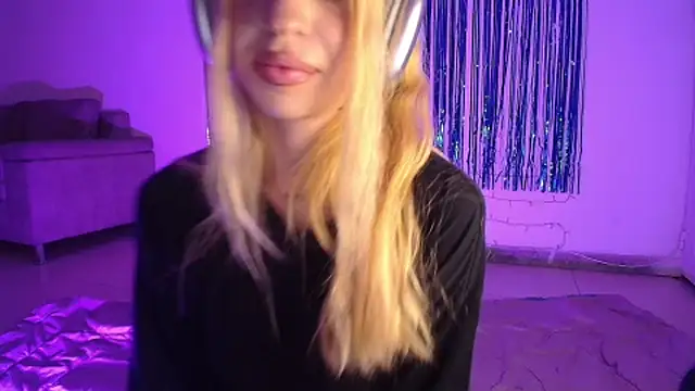 Alina_Lee_t's cam snapshot