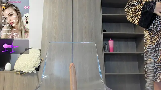 Megan_Ros's cam snapshot