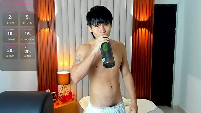 Ryo_kush live sex cam
