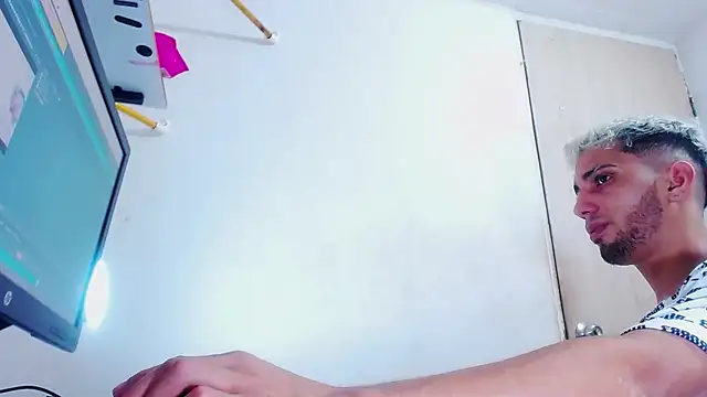 Gregory_hard's cam snapshot