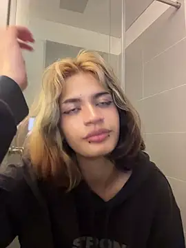 sukulaurens's cam snapshot