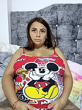 nahomysaints's cam snapshot