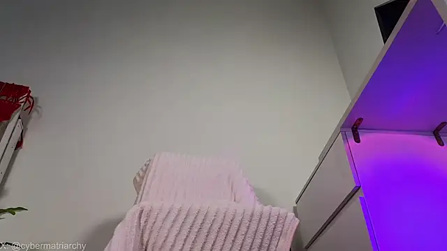 Martha_Hoffman's cam snapshot