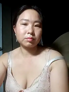 suki-lady's cam snapshot