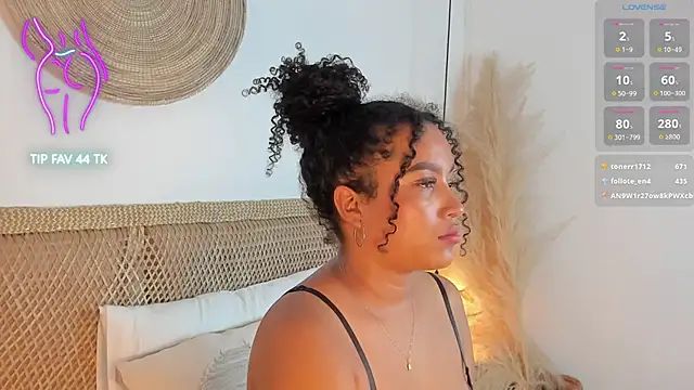 cloe_25's cam snapshot