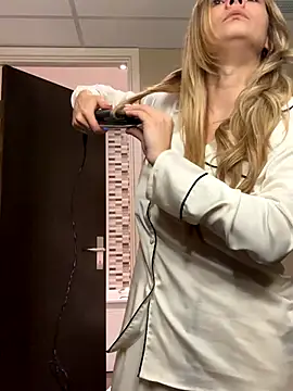 skyemorgan01 live sex cam