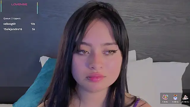 baby_naomy's cam snapshot