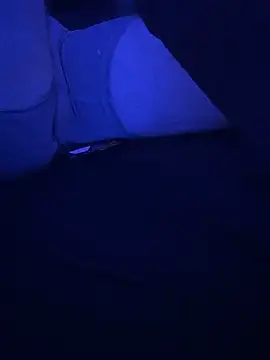 GenitalWars's cam snapshot