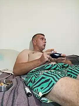 saladinbakiz's cam snapshot