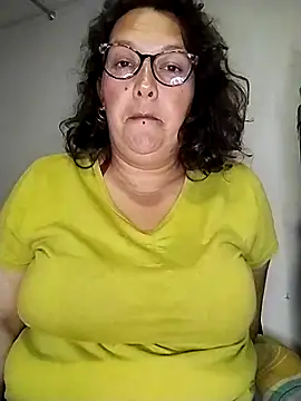 -saraqueen-'s cam snapshot