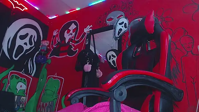 Monsterdominationx's cam snapshot