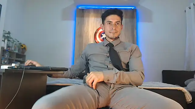 Andrew_4_ live sex cam