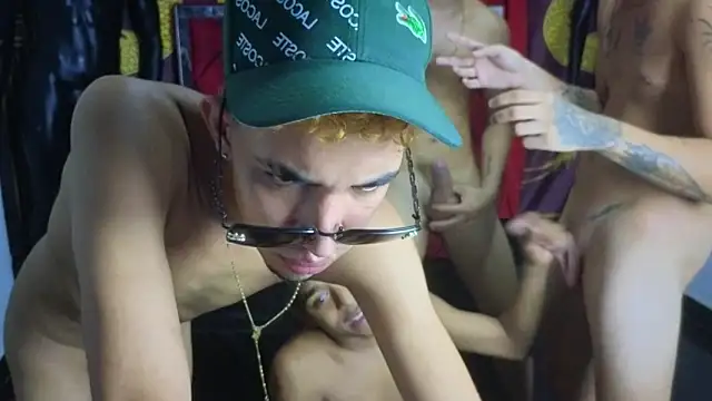 Scoundrel_Room's cam snapshot