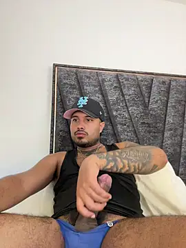 PapiStan live sex cam