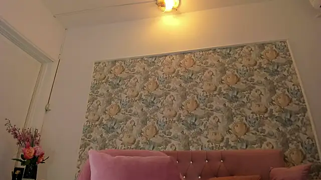 realhotfallingdevil's cam snapshot