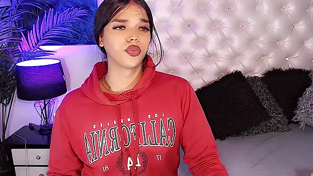 Keira_Fox31 live sex cam