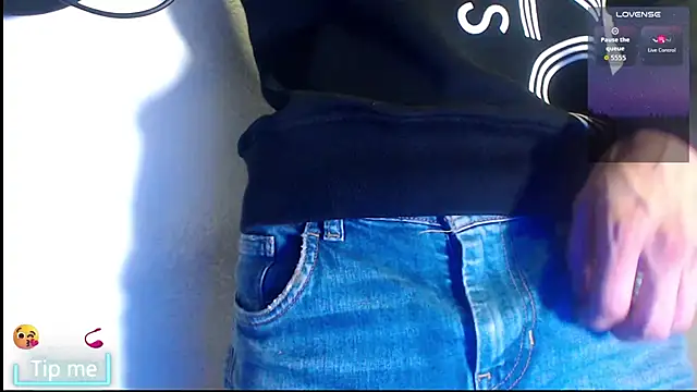 GrayHornyX's cam snapshot