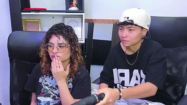 EmiliRouse_'s cam snapshot