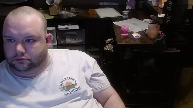 ScottyTopDog's cam snapshot