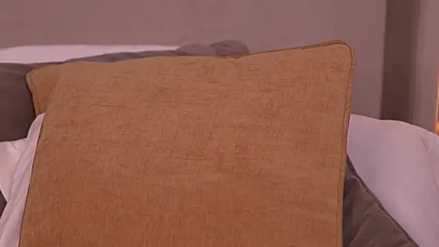 FrancescaDante's cam snapshot