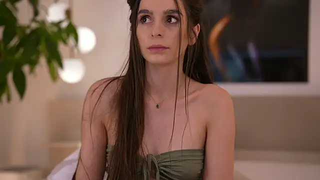 DoviaClaire's cam snapshot