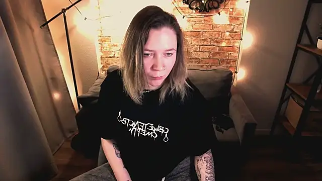 Ozalin_Green's cam snapshot