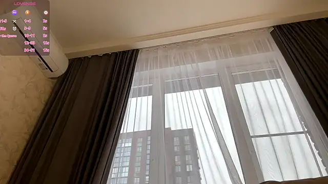 LindaFarmer's cam snapshot