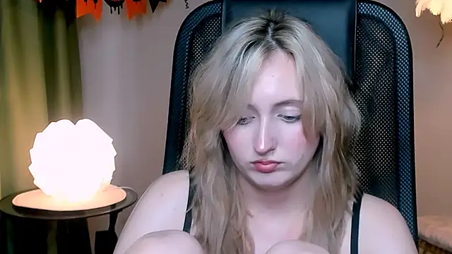 ScarlettScril's cam snapshot