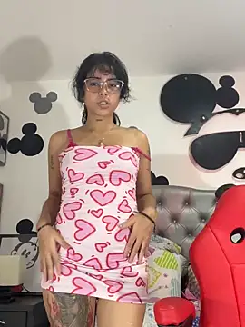 _vaiolet_owo's cam snapshot