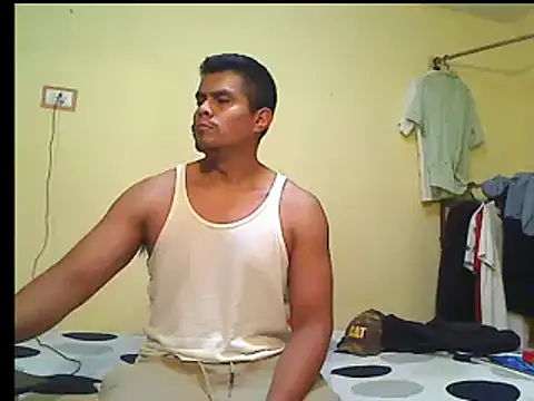 lozter345's cam snapshot