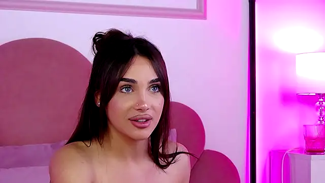 IvyNox's cam snapshot