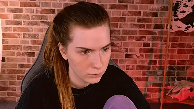 AliceCUNTach's cam snapshot