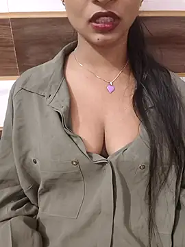 Itz_Mayra_'s cam snapshot