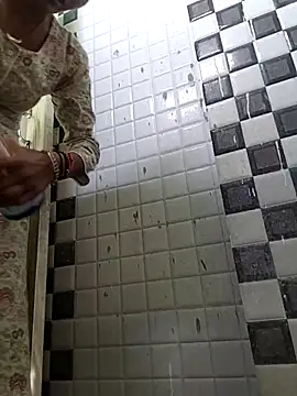 Hotty-Nidhi's cam snapshot