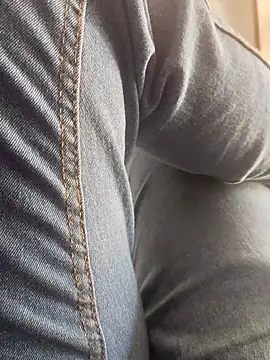 whitelady15's cam snapshot