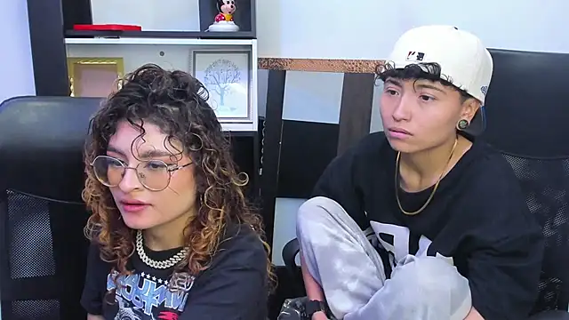 EmiliRouse_'s cam snapshot