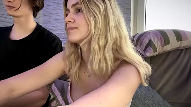 amandatalk's cam snapshot