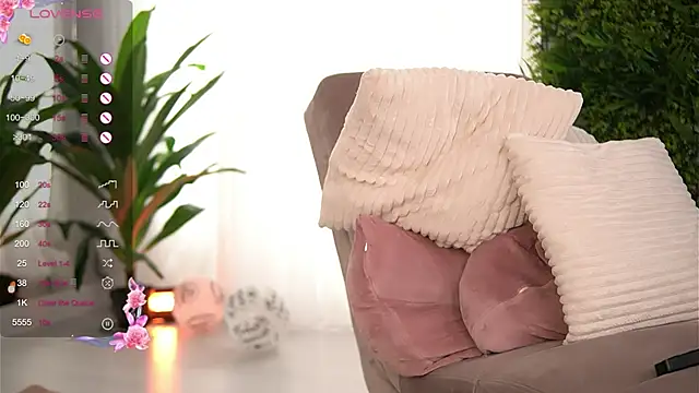 FreyaHeart's cam snapshot