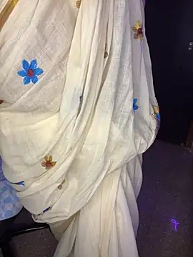 Hey___Seetha's cam snapshot