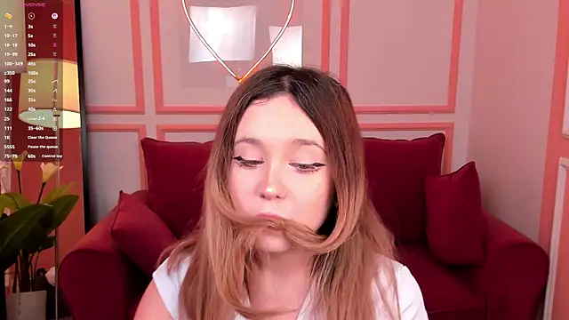 Lina_Glow's cam snapshot