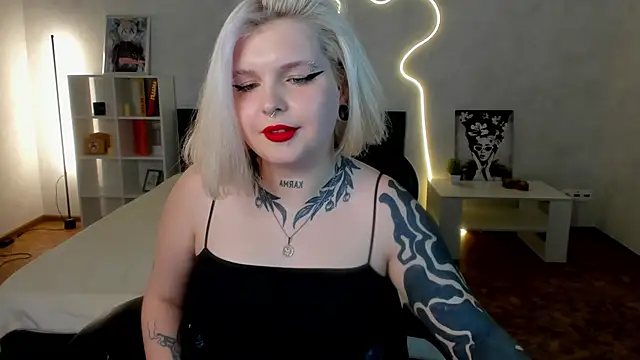 shadow_purr's cam snapshot