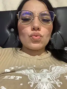 Naomii2's cam snapshot