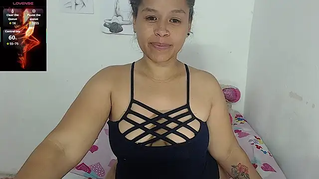 Hazel_donna's cam snapshot