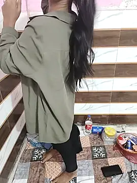 Itz_Mayra_'s cam snapshot