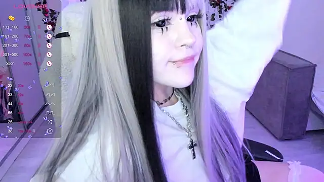 SelenaCute's web cam