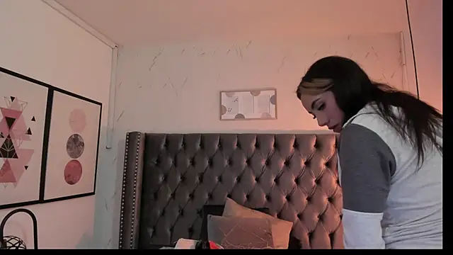 Kim_Blane's cam snapshot