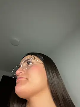 elisa-new's cam snapshot