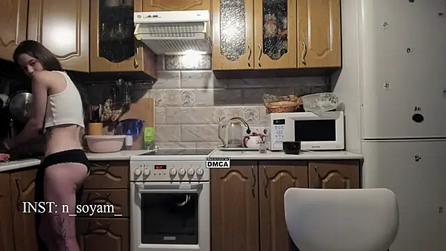 KkiSoHigh's cam snapshot