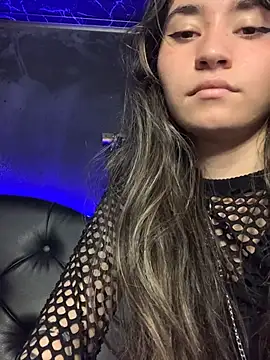 Sophie_LS's cam snapshot