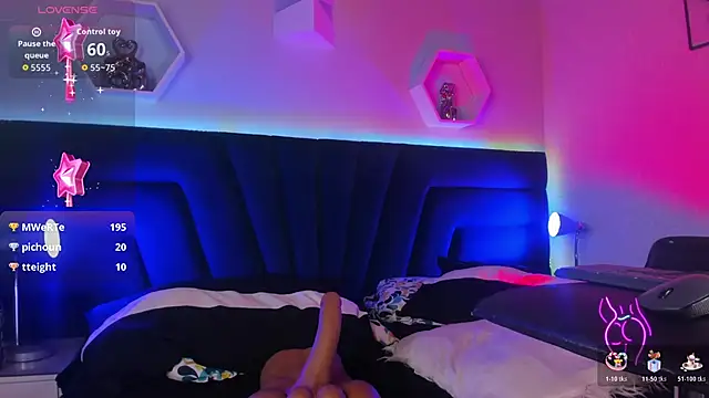 _carla_rosee's cam snapshot